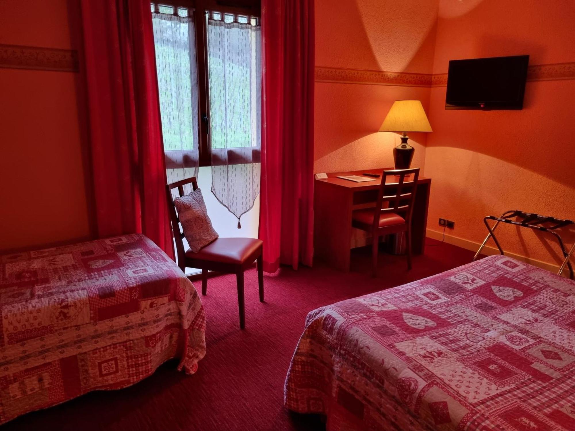 Hotel Bellevue Эз Экстерьер фото