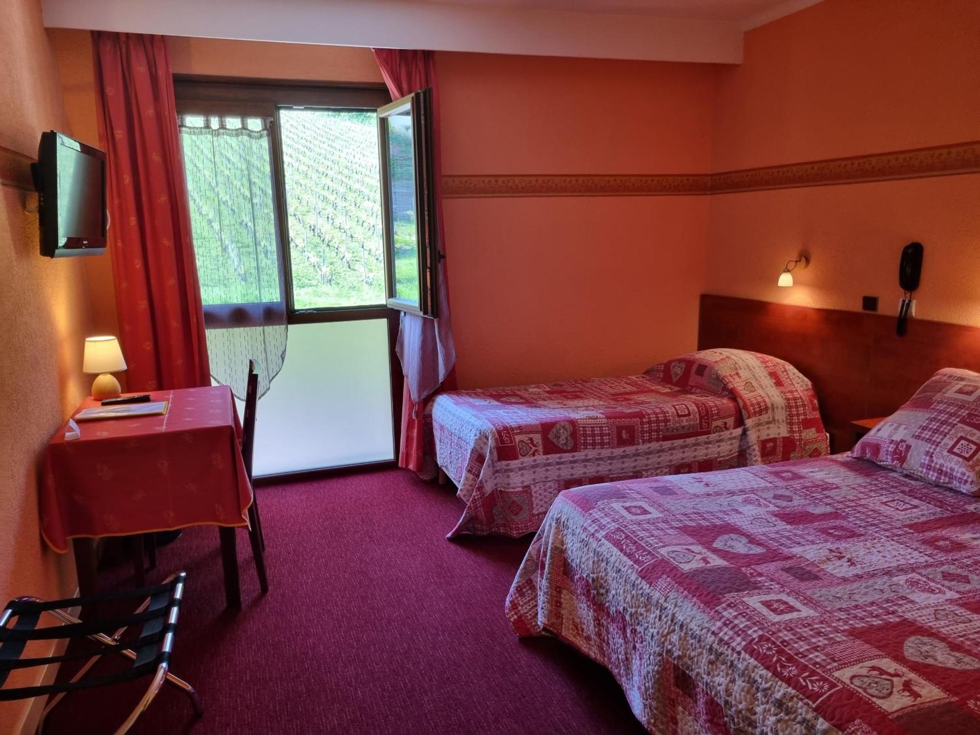 Hotel Bellevue Эз Экстерьер фото